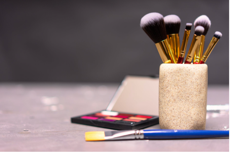 5 useful tips for purchasing beauty products via the internet