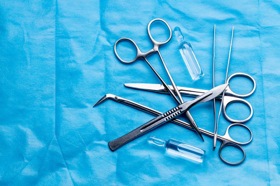 surgical scissors