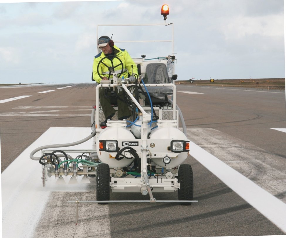 Line-Painting-Machine-in-Canada