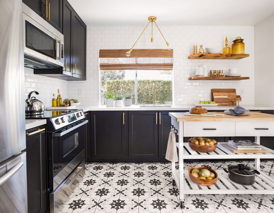 4 Clever Ways to Revive Your Worn Kitchen