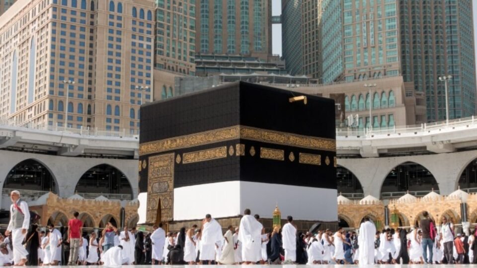 5 Tips For A Stress-Free Ramadan Umrah Experience In The UK