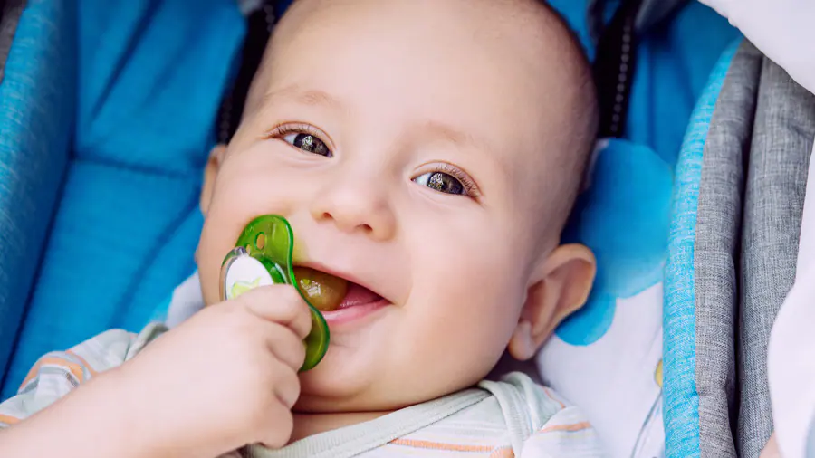 Types Of Pacifiers: How to Choose the One That's Right for Your Baby