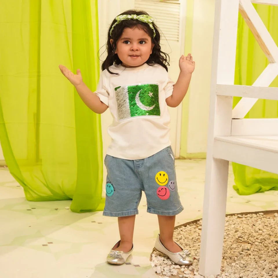 Top Patriotic Outfits for Kids to Wear This 14th August